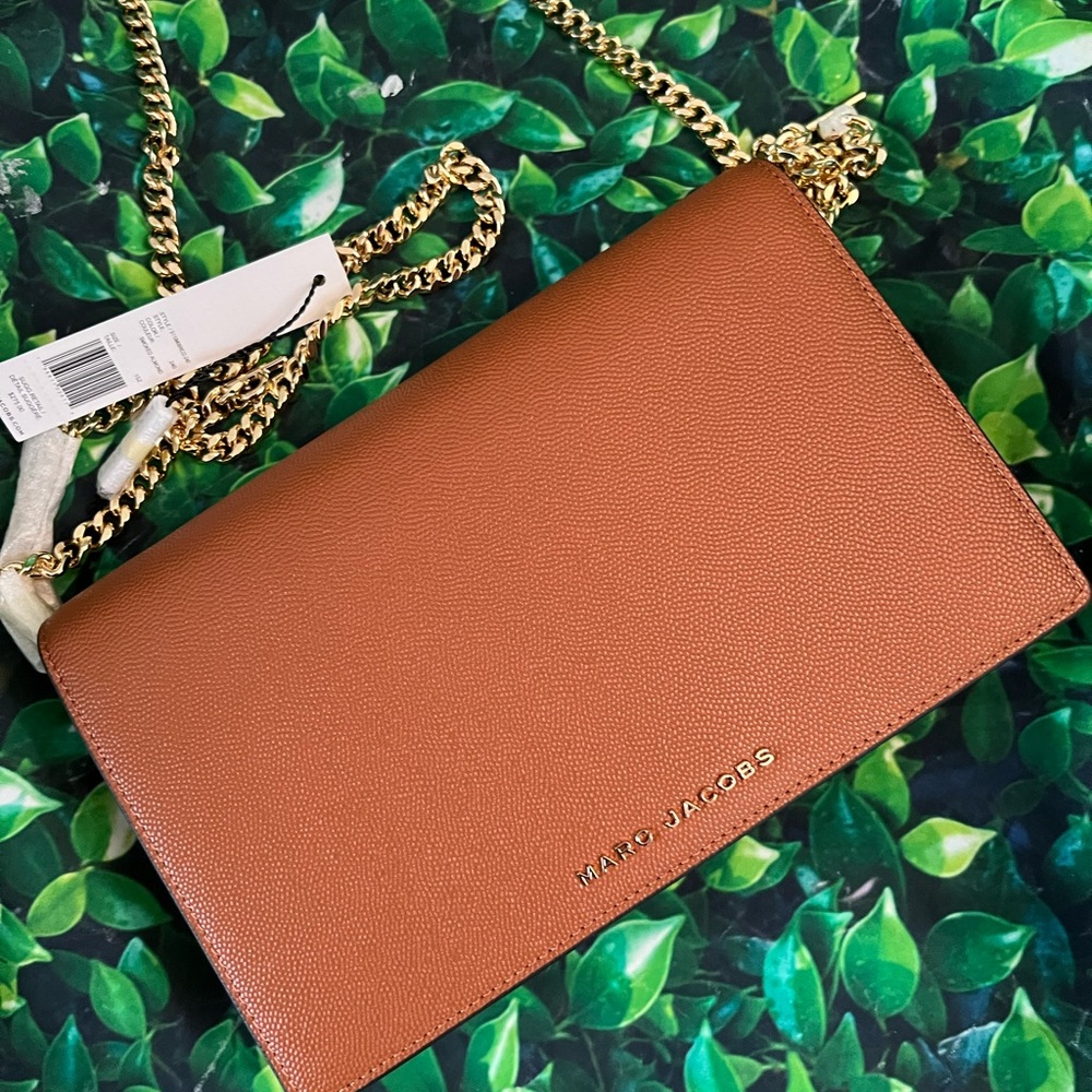 Crossbody brand new authentic 🥰🥰 - Picture 2 of 5